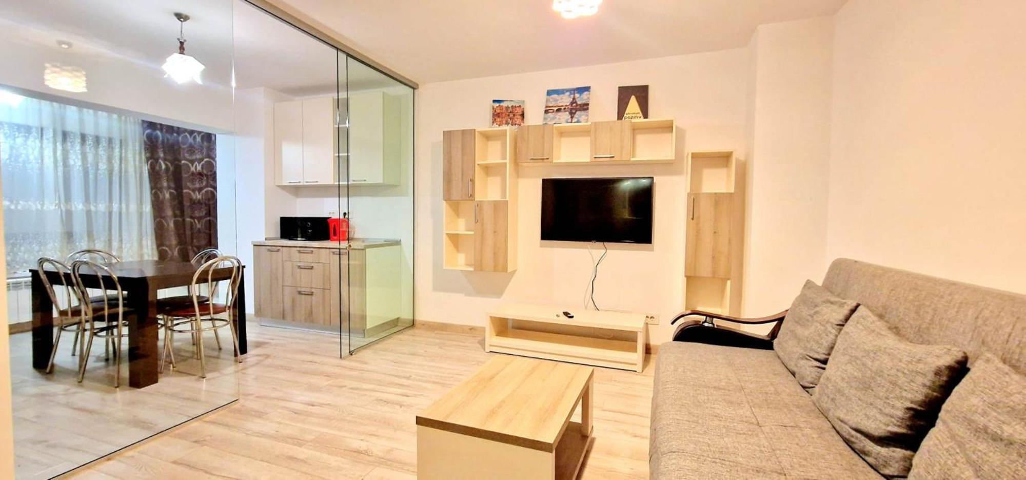Big & Cosy Apartment With 3 Double Beds & 2 Bathrooms Ясси Екстер'єр фото
