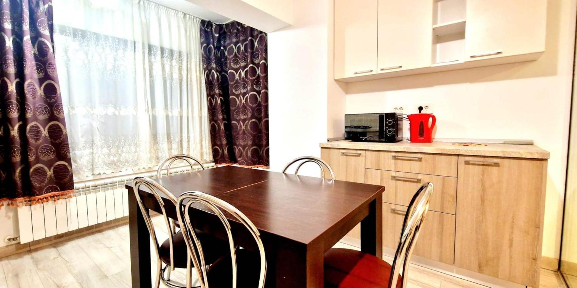 Big & Cosy Apartment With 3 Double Beds & 2 Bathrooms Ясси Екстер'єр фото